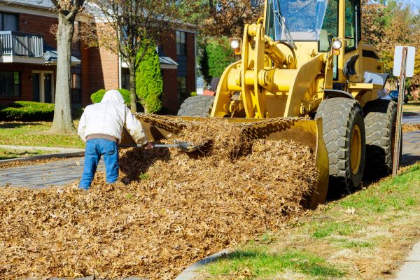 Mulch Hauling in Delray Beach